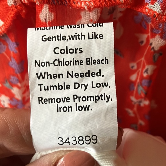 “ 1 XL NWT Red V Neck Floral Midi Dress “ - Picture 8 of 10